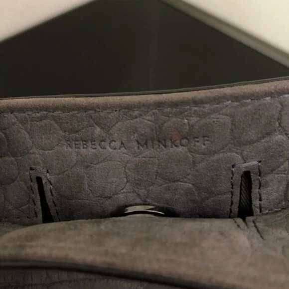 REBECCA MINKOFF 💕NWOT💕 Gray Croc-Embossed Leather Tote with Chain Strap - Picture 4 of 6